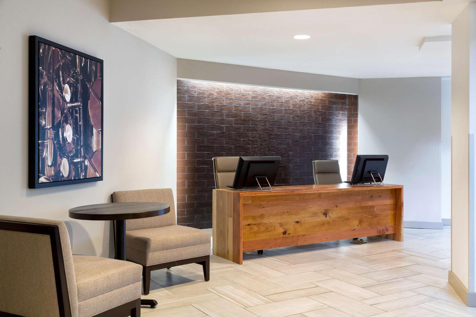 Doubletree Suites By Hilton Nashville Airport Exterior foto