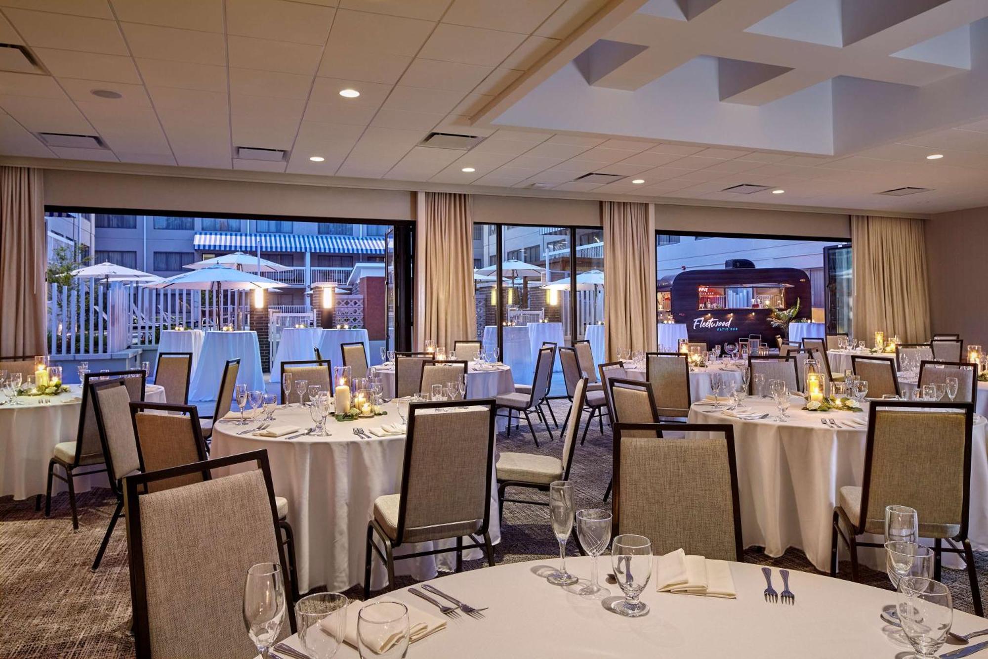 Doubletree Suites By Hilton Nashville Airport Exterior foto