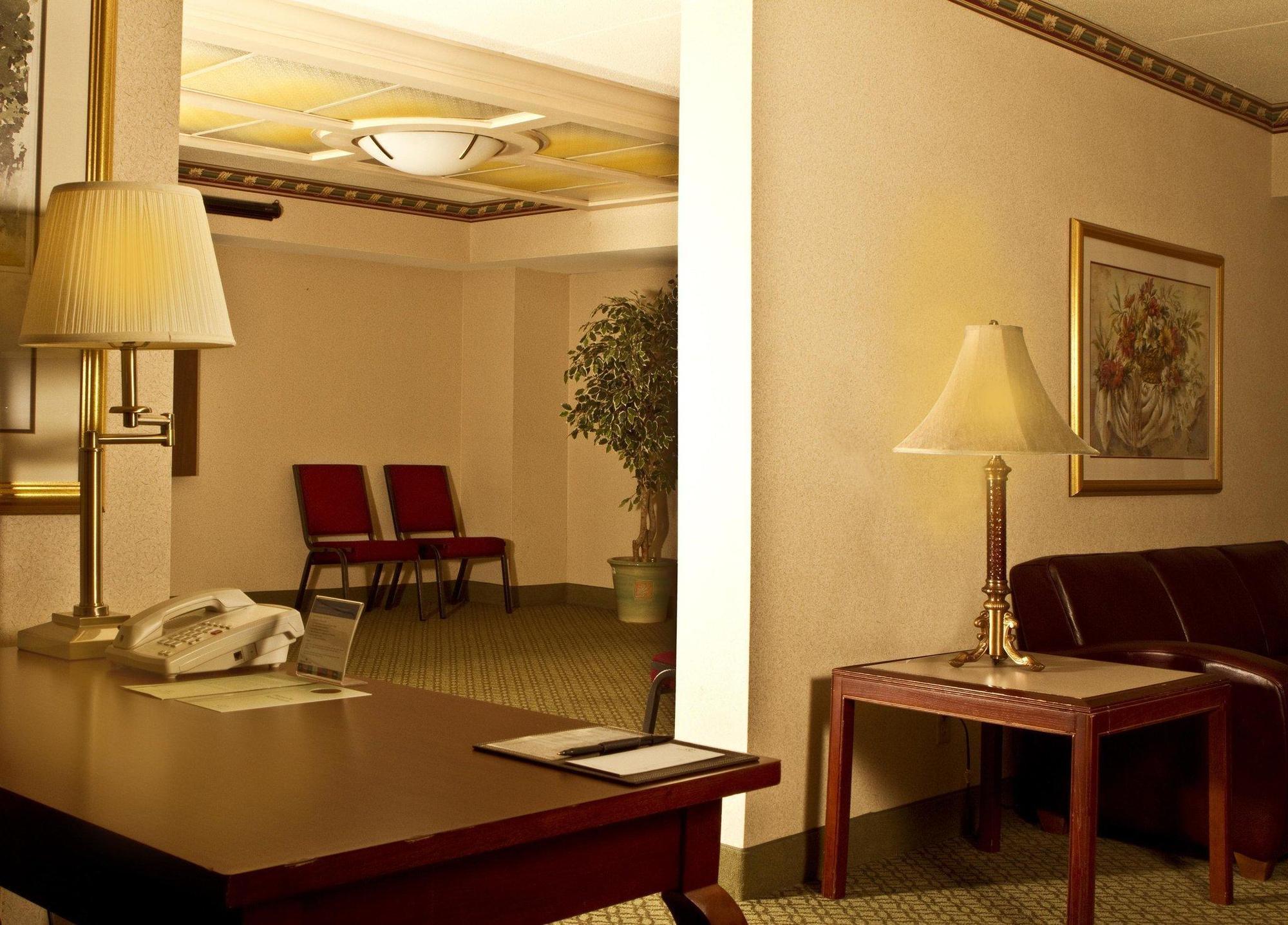 Doubletree Suites By Hilton Nashville Airport Exterior foto