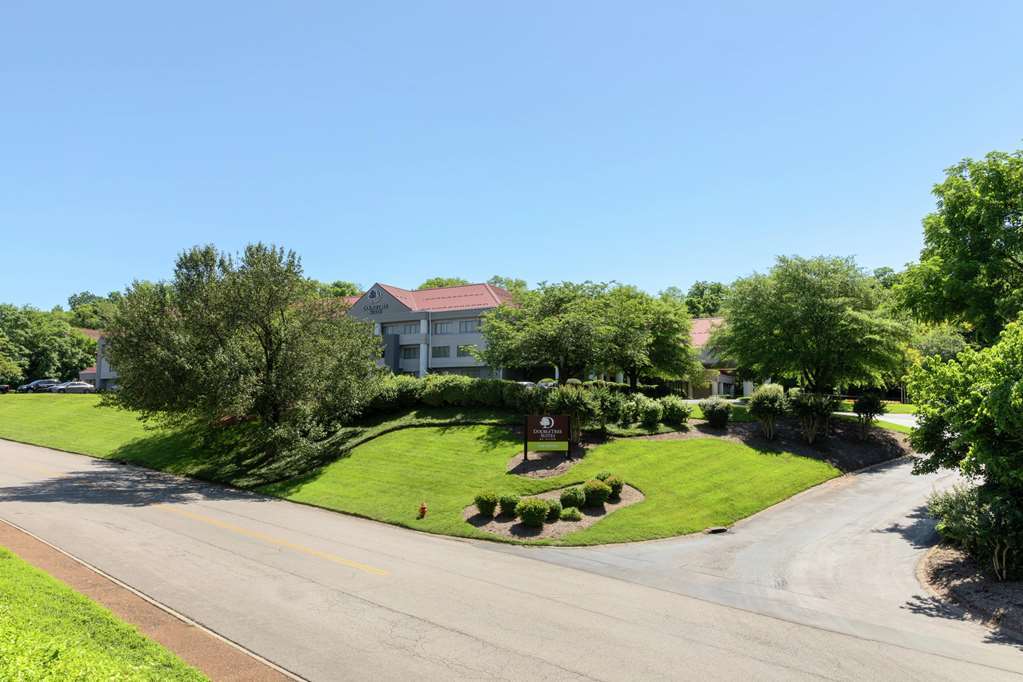 Doubletree Suites By Hilton Nashville Airport Exterior foto